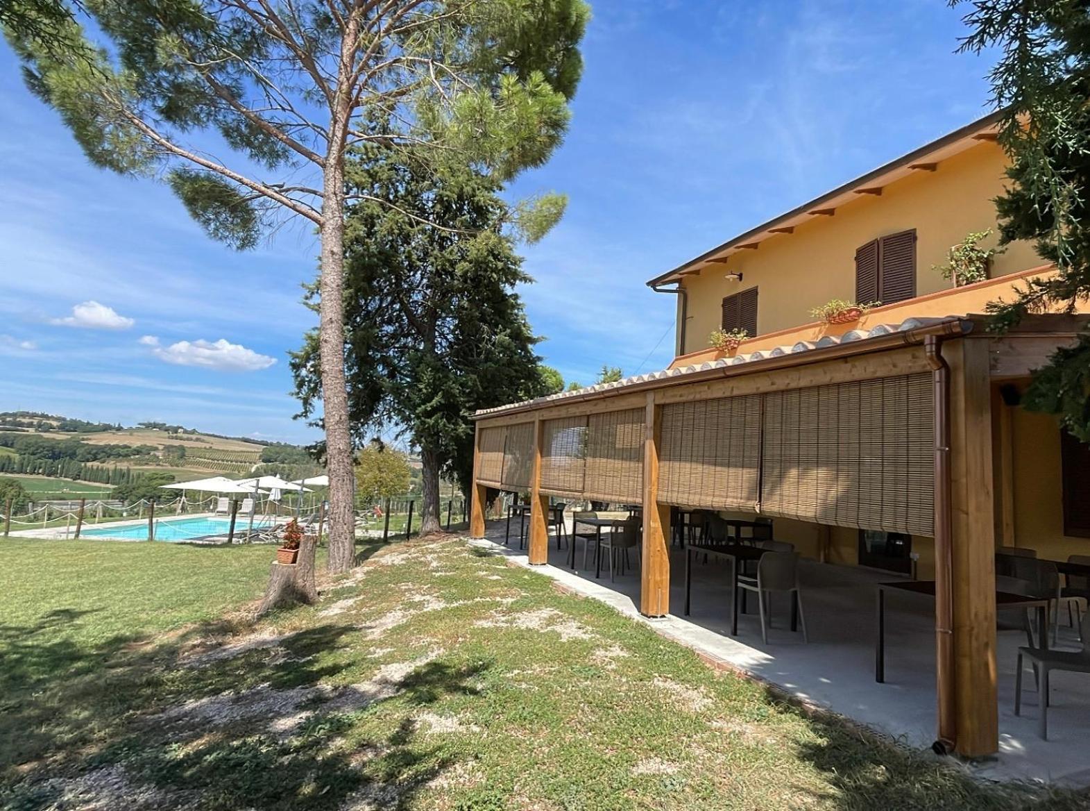 Agriturismo Con Cucina Il Favaio Paciano Exterior photo